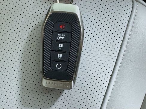 Certified 2026 INFINITI QX60 Luxe w/ Family Package image 40