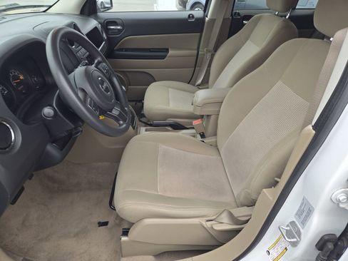 Used 2016 Jeep Patriot Sport w/ Power Value Group image 15