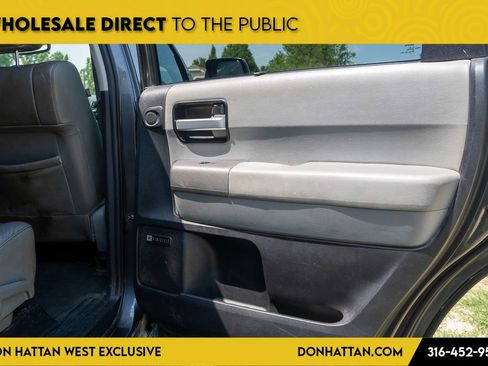 Used 2015 Toyota Sequoia Limited AWD/4WD image 26
