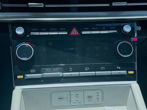 New 2026 Hyundai Santa Fe SEL FWD image 12