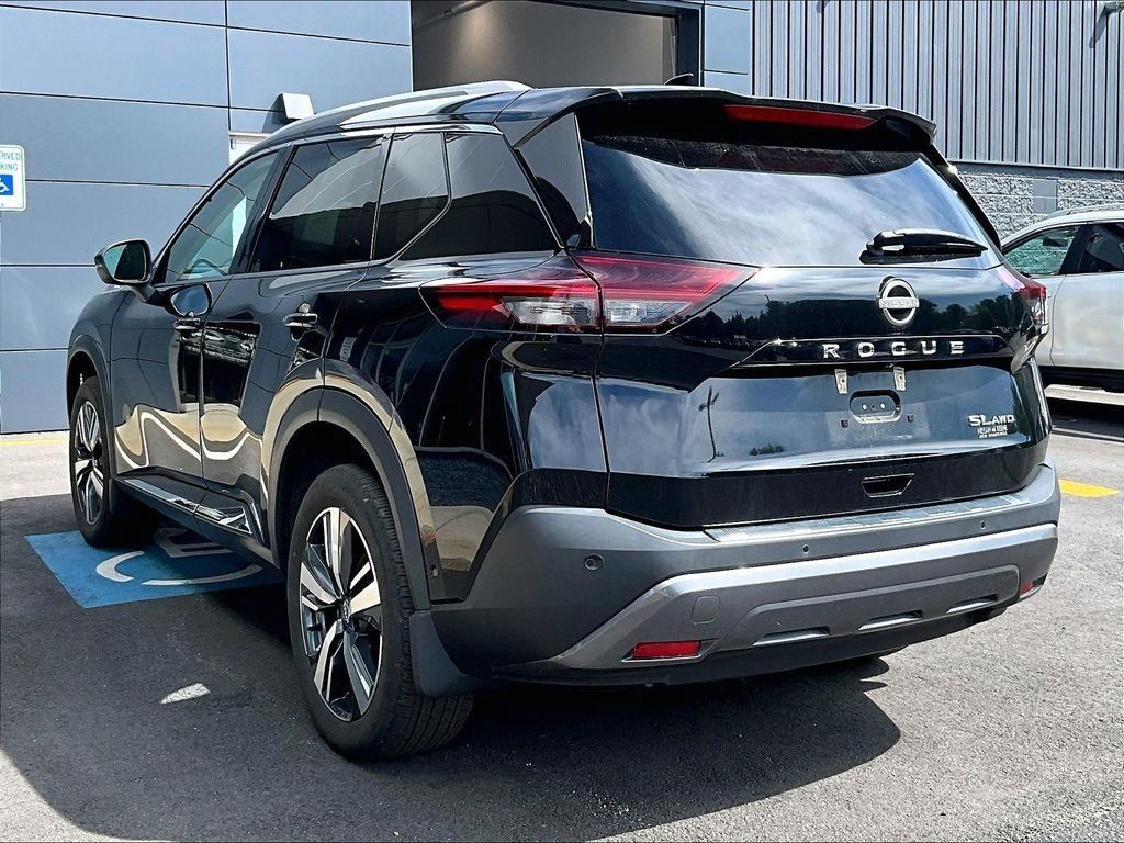 Used 2023 Nissan Rogue SL w/ SL Premium Package AWD/4WD image 6