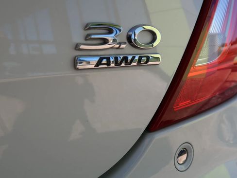 Used 2019 Jaguar XJ R-Sport image 54