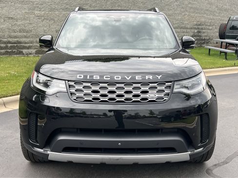Certified 2025 Land Rover Discovery S AWD/4WD image 10