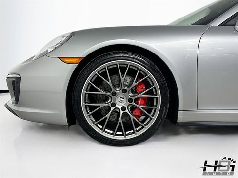 Used 2018 Porsche 911 Carrera 4S image 18