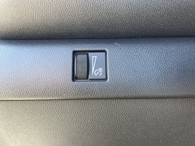 Used 2024 Chevrolet Colorado W/T w/ Safety Package RWD image 33