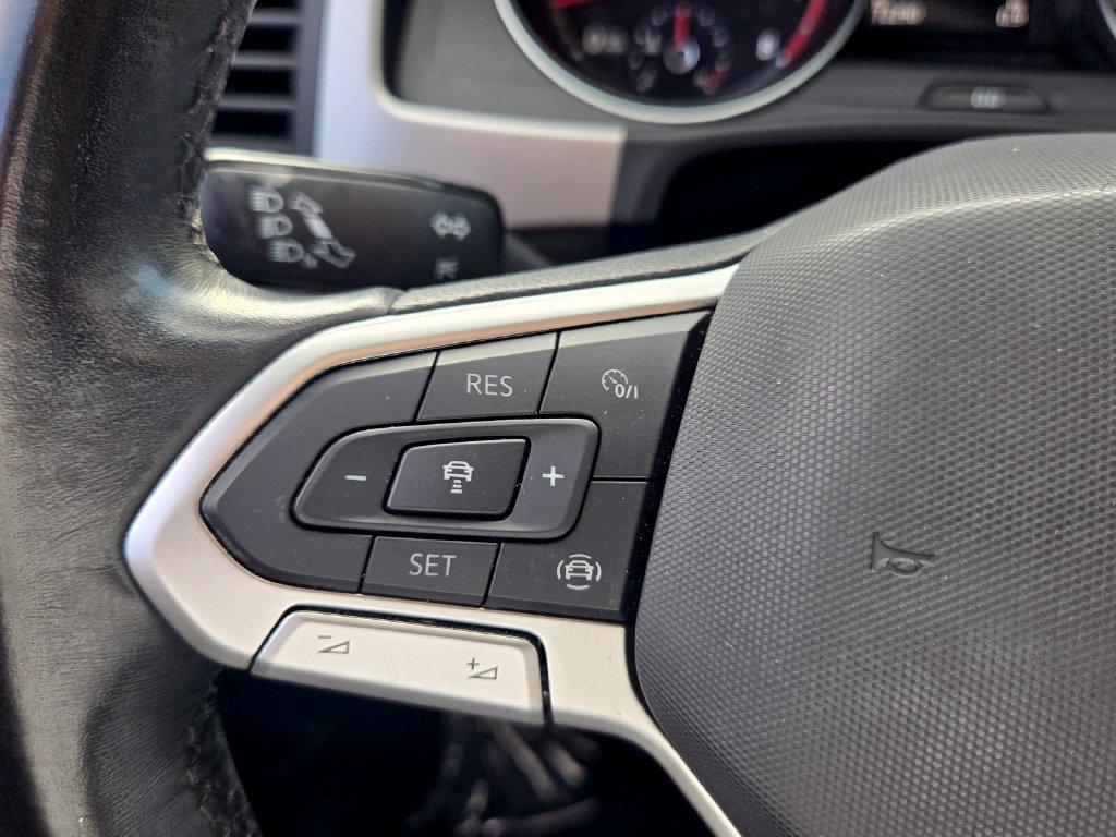 Used 2020 Volkswagen Atlas Cross Sport SE w/ Towing Package FWD image 25