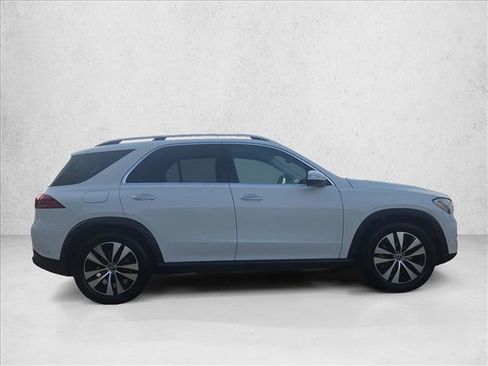 Certified 2025 Mercedes-Benz GLE 350 4MATIC image 4