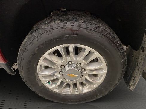 Used 2022 Chevrolet Silverado 2500 High Country w/ Safety Package II image 27