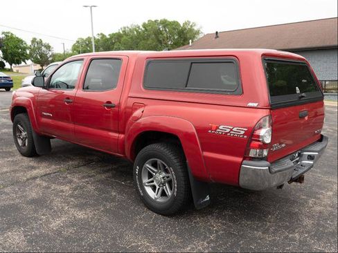 Used 2014 Toyota Tacoma 4x4 Double Cab w/ SR5 Package image 4
