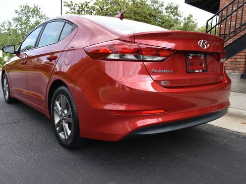 Used 2018 Hyundai Elantra SEL FWD image 32