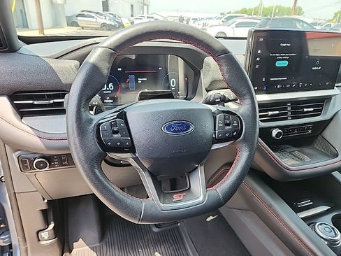 Used 2025 Ford Explorer ST w/ Sun And Sound Package AWD/4WD image 15