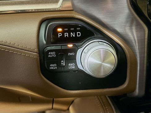 Certified 2019 RAM 1500 Limited image 23