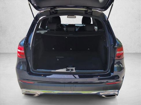 Used 2018 Mercedes-Benz GLC 300 4MATIC image 6