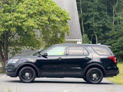 Used 2019 Ford Explorer 4WD Police Interceptor image 3
