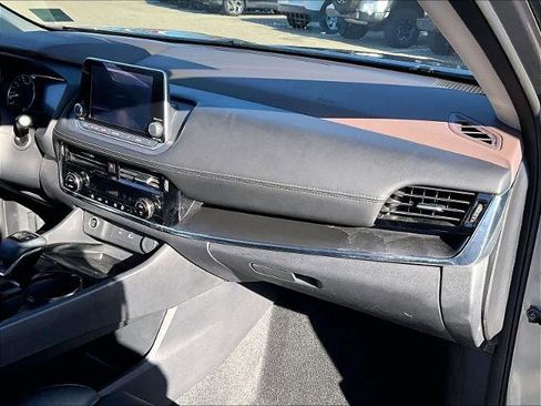 Certified 2023 Nissan Rogue SV w/ SV Premium Package image 13