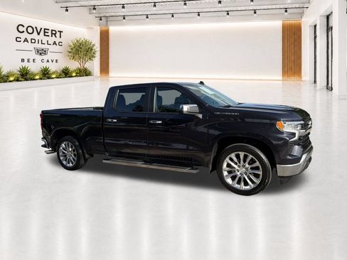 Used 2022 Chevrolet Silverado 1500 LT RWD image 13