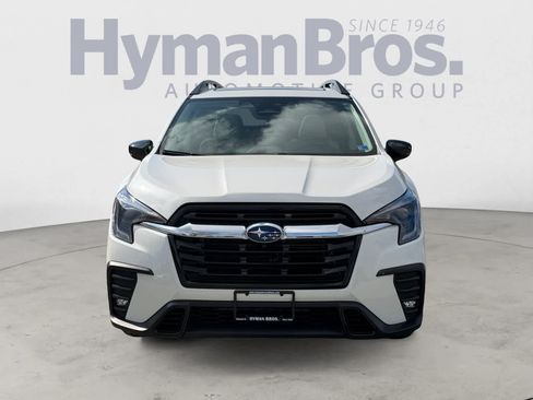 Used 2025 Subaru Ascent Limited AWD/4WD image 9