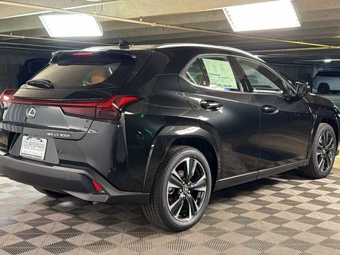 New 2026 Lexus UX 300h AWD image 7