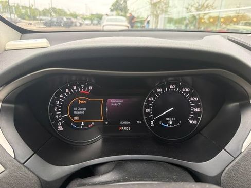 Used 2013 Lincoln MKZ AWD image 22