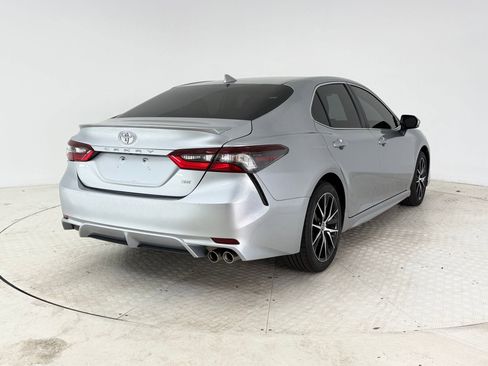 Used 2024 Toyota Camry SE w/ Convenience Package image 8