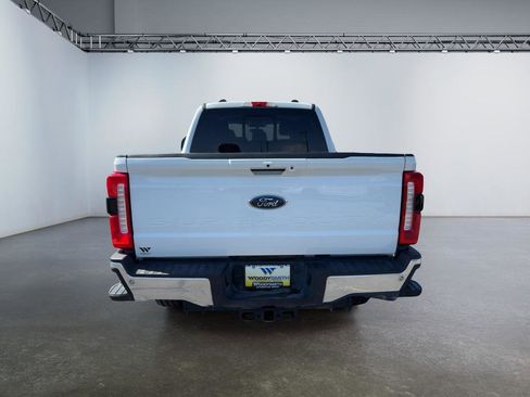Used 2024 Ford F350 Lariat w/ Chrome Package image 4