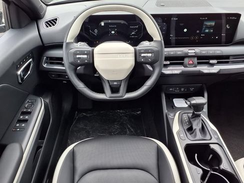 New 2026 Kia K4 GT-Line FWD image 2