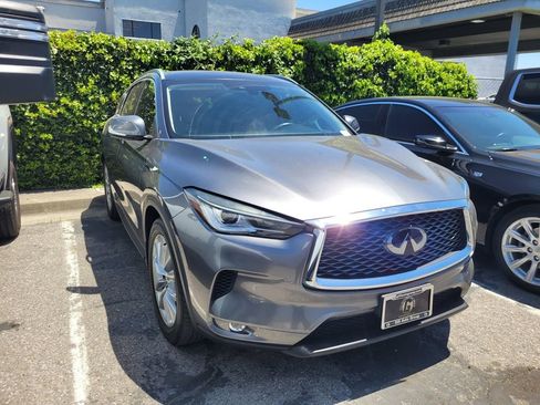 Used 2021 INFINITI QX50 Luxe FWD image 3