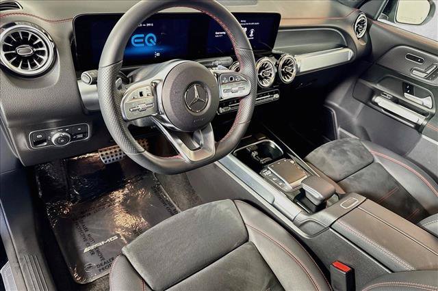 Used 2023 Mercedes-Benz EQB 300 4MATIC image 9