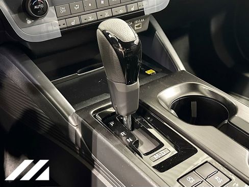 New 2026 Subaru Outback Premium image 18