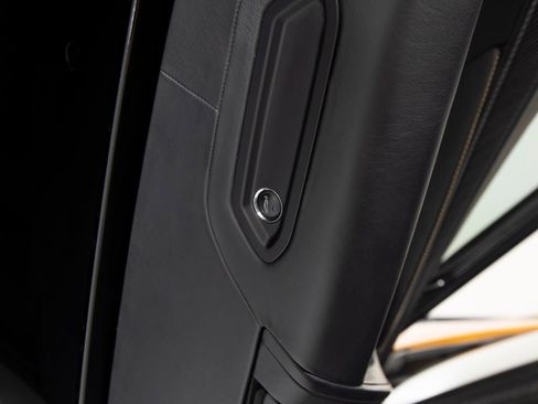Used 2021 McLaren 765LT RWD image 11