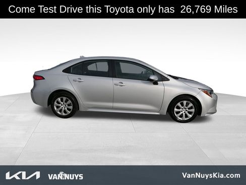 Used 2024 Toyota Corolla LE image 2