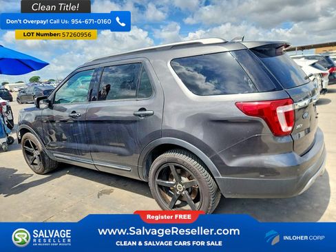 Used 2016 Ford Explorer XLT w/ Equipment Group 202A FWD image 3