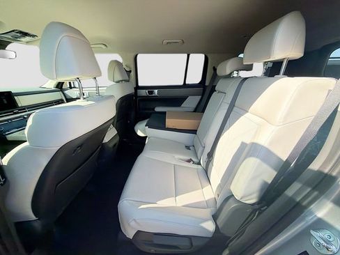 New 2026 Hyundai Santa Fe SEL FWD image 23