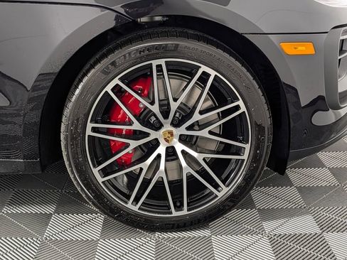 New 2026 Porsche Macan GTS AWD/4WD image 14