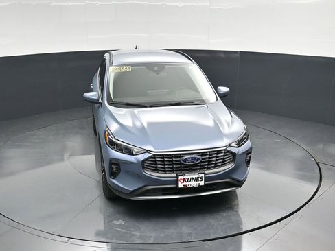 New 2026 Ford Escape SE image 49