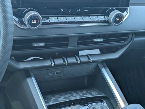 New 2026 Chevrolet Colorado Trail Boss AWD/4WD image 18
