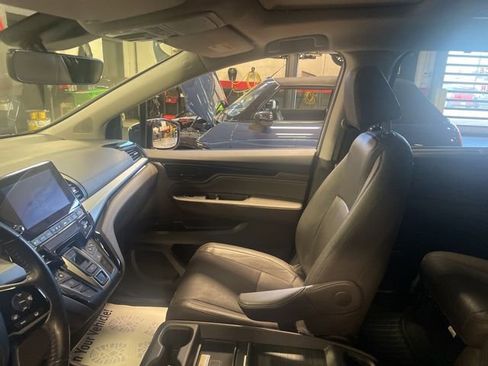 Used 2018 Honda Odyssey Elite image 7