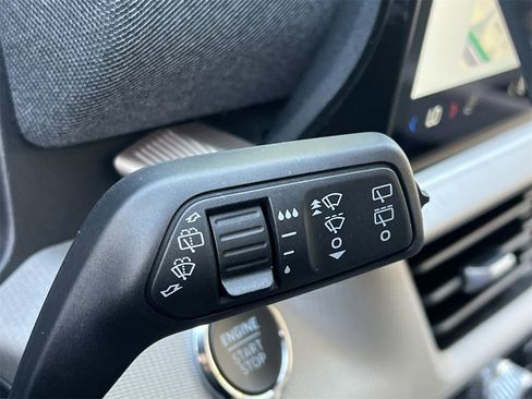 New 2025 Ford Explorer Active w/ Active Comfort Package image 12