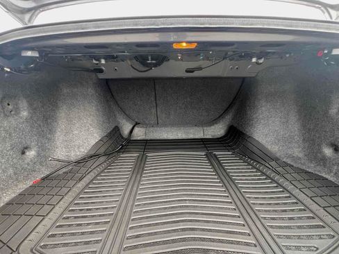 Used 2018 Honda Accord EX-L image 31