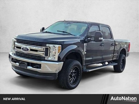 Certified 2018 Ford F250 XLT image 1