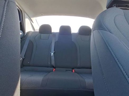 Used 2024 Hyundai Elantra SE image 25