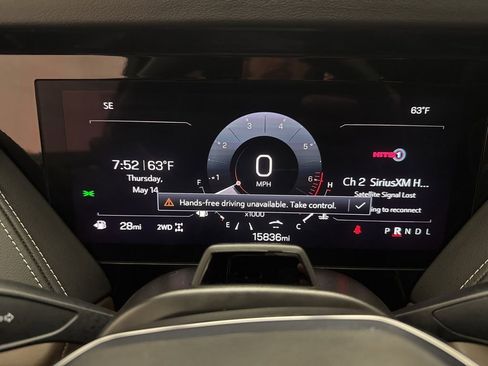 Used 2025 GMC Yukon Denali Ultimate AWD/4WD image 39