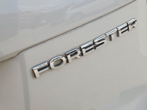 Used 2018 Subaru Forester 2.5i Premium AWD/4WD image 29