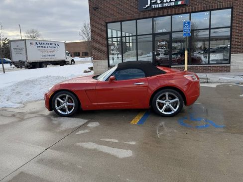 Used 2009 Saturn Sky w/ Premium Trim Package image 20