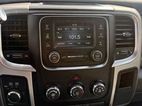 Used 2017 RAM 2500 SLT AWD/4WD image 14