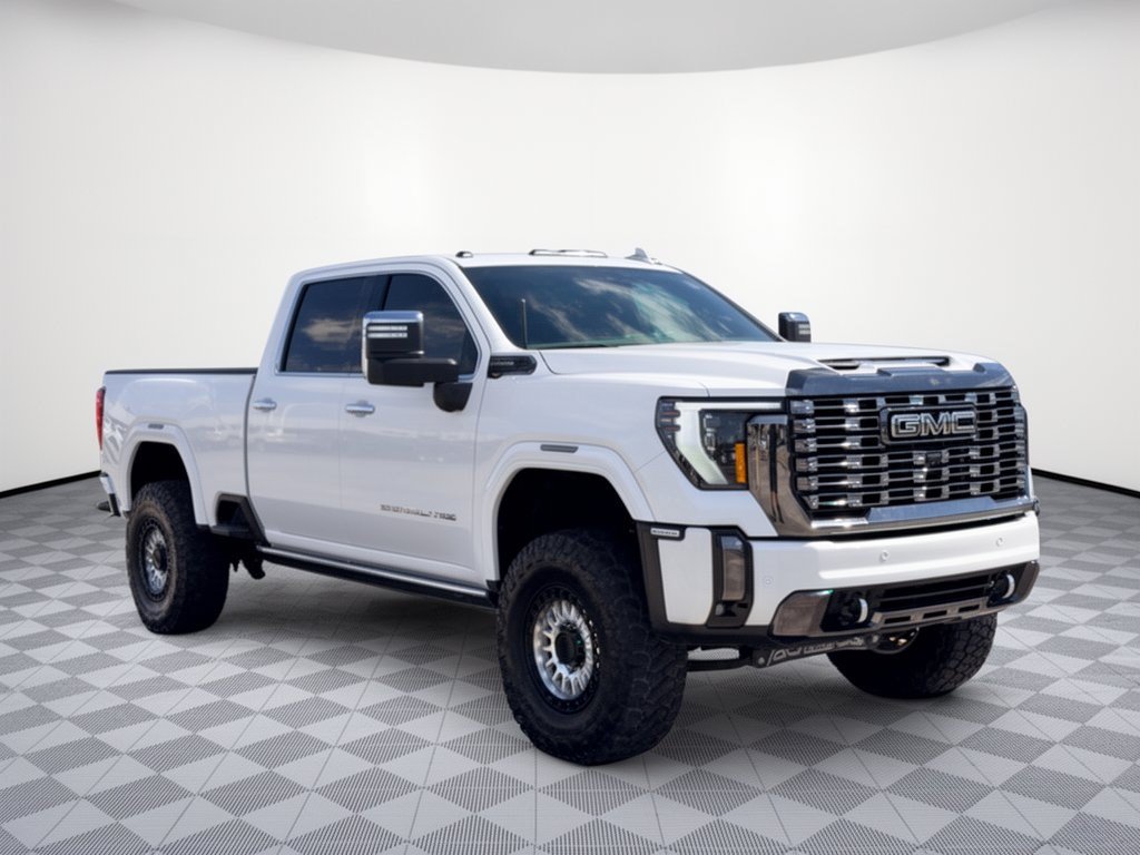 Used 2024 GMC Sierra 2500 Denali Ultimate AWD/4WD image 7