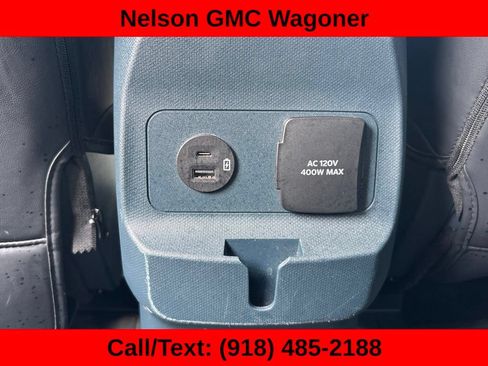 Used 2024 Ford Maverick Lariat w/ FX4 Off-Road Package AWD/4WD image 22