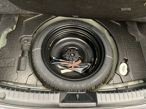 Used 2016 MAZDA MAZDA3 i Sport image 18