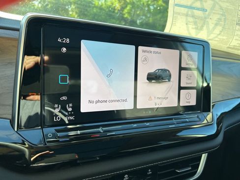New 2026 Volkswagen Atlas SE FWD image 29