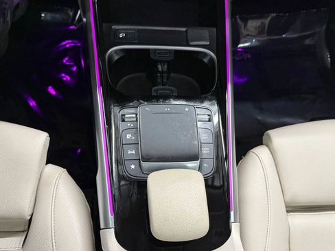 Used 2023 Mercedes-Benz GLB 250 w/ Premium Package image 36